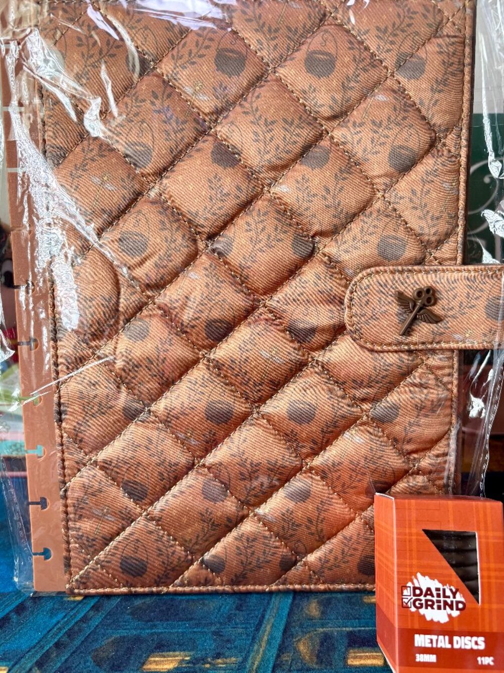 Daily Grind Planner - Luxe Planner Cover - The Castle Commons